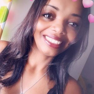 Meet your Posher, Alicia